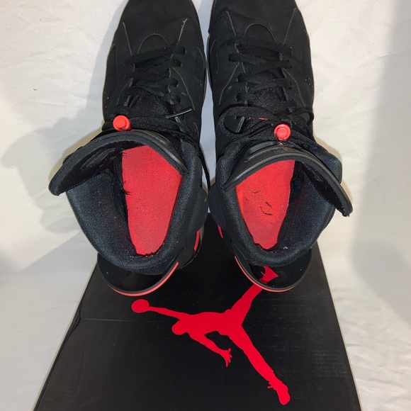 Air Jordan retro  black infrared 6s.  Size 10 - Picture 6 of 6